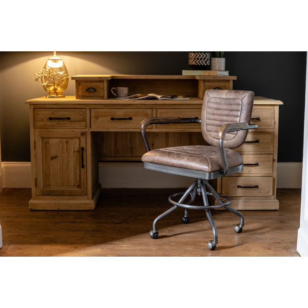 Distressed desk online chair